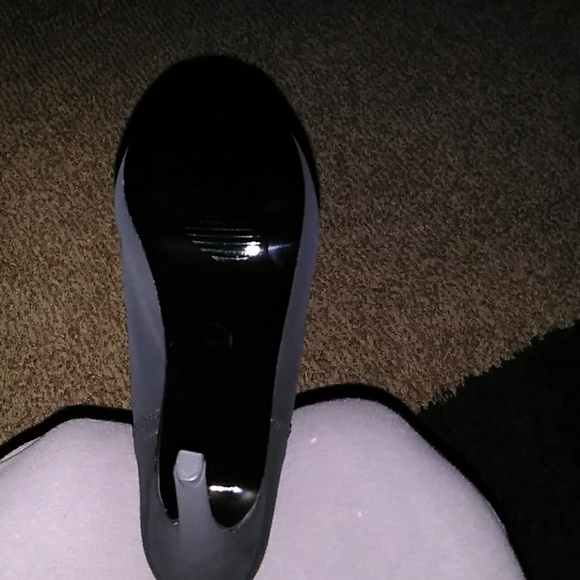 Shoes - Picture 3 of 3